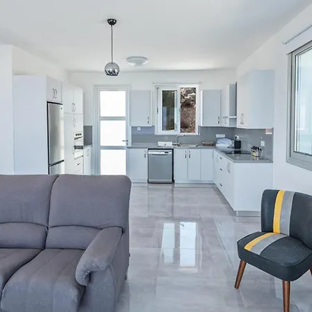 5 Star Private Villa, Protaras, 1222 Protaras